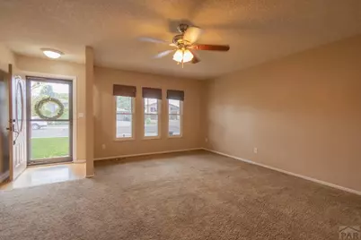 1309 Kingsroyal Blvd, Pueblo, CO 81005 - Photo 2