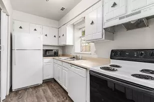 3219-3221 Baltimore Ave, Pueblo, CO 81008 - Photo 16