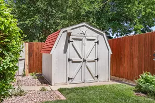 1020 Cedarcrest Dr, Pueblo, CO 81005 - Photo 32
