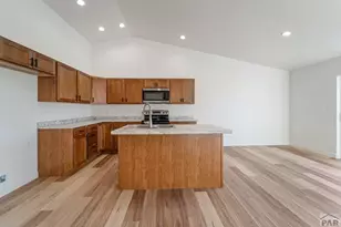 983-985 S Knox Dr, Pueblo West, CO 81007 - Photo 4