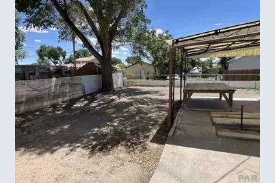 2002 E 10th St, Pueblo, CO 81001 - Photo 6
