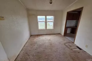 1864 Newton Rd, Pueblo, CO 81005 - Photo 6