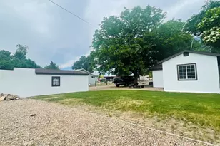 804 Cherry Ln, Pueblo, CO 81005 - Photo 20