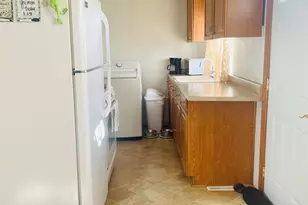 804 Cherry Ln, Pueblo, CO 81005 - Photo 6