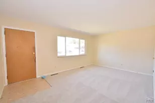 2111 Kodiak Dr, Colorado Springs, CO 80910 - Photo 2