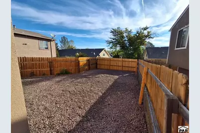 9 Heatherwood Ln, Pueblo, CO 81008 - Photo 12