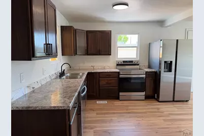 540 S Prairie Ave, Pueblo, CO 81005 - Photo 8