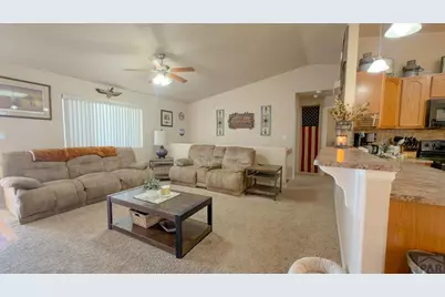594 E Paradise Dr, Pueblo West, CO 81007 - Photo 4