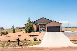 1005 E Kirkwood Dr, Pueblo, CO 81007 - Photo 1
