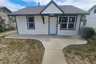 926 W 11th St, Pueblo, CO 81003 - Photo 1