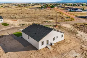 559 E Bayview Dr, Pueblo West, CO 81007 - Photo 42