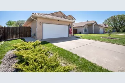 1008 Cherrycrest Dr, Pueblo, CO 81005 - Photo 2