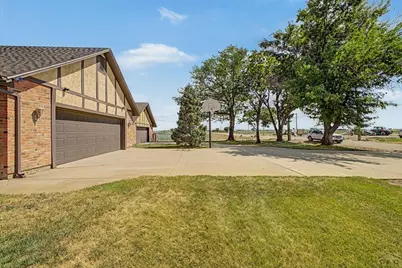 1194 39th Lane, Pueblo, CO 81006 - Photo 6