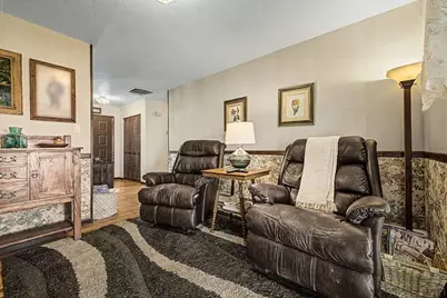 1194 39th Lane, Pueblo, CO 81006 - Photo 18