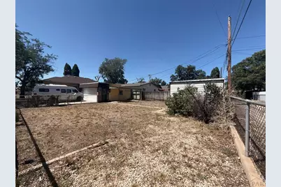 1839 E 10th St, Pueblo, CO 81001 - Photo 10