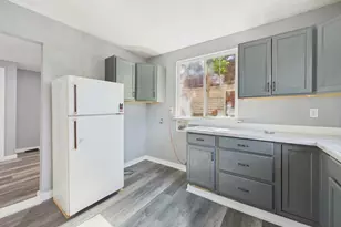720 E 3rd St, Pueblo, CO 81001 - Photo 18