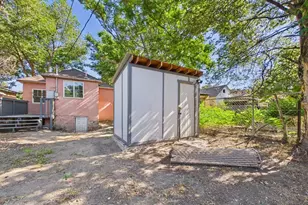 720 E 3rd St, Pueblo, CO 81001 - Photo 26
