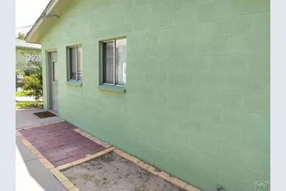 1703 Englewood Dr, Pueblo, CO 81005 - Photo 24