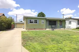 1703 Englewood Dr, Pueblo, CO 81005 - Photo 1