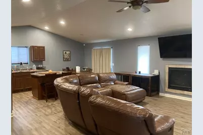 2212 Crestwood Ln, Pueblo, CO 81008 - Photo 6