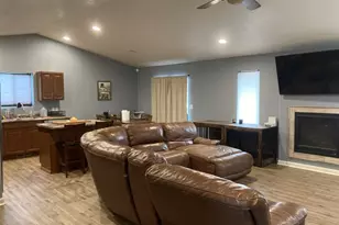 2212 Crestwood Ln, Pueblo, CO 81008 - Photo 6
