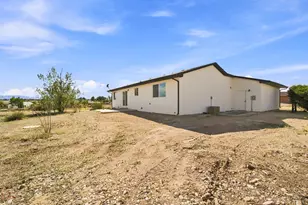 1124 E Lilac Ct, Pueblo West, CO 81007 - Photo 32