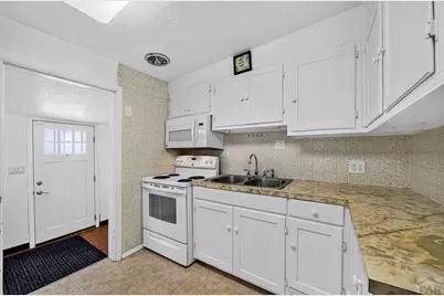 840 E Evans Ave, Pueblo, CO 81004 - Photo 8