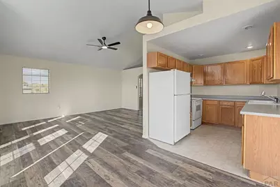 242 W Del Ray Dr, Pueblo West, CO 81007 - Photo 10
