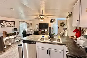 2221 S Prairie Ave, Pueblo, CO 81004 - Photo 4