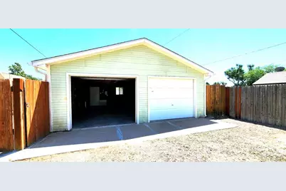 526 Barnes Ave, La Junta, CO 81050 - Photo 16