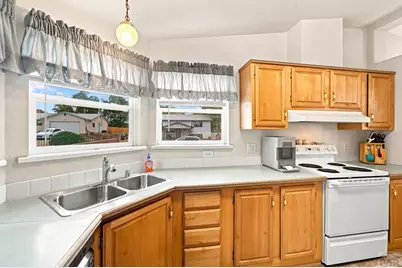 826 Avocado St, Pueblo, CO 81005 - Photo 8