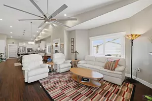 51 Aberdeen Bluff, Pueblo, CO 81004 - Photo 12