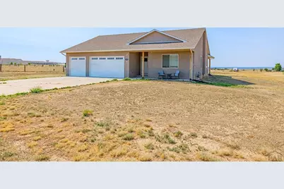 1696 E Silverwood Dr, Pueblo, CO 81007 - Photo 2