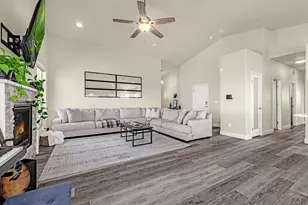 1696 E Silverwood Dr, Pueblo, CO 81007 - Photo 10