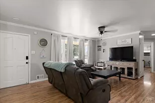 1719 Lynwood Ln, Pueblo, CO 81005 - Photo 4