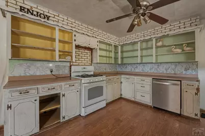 952 Twin Lakes Rd, Walsenburg, CO 81089 - Photo 10