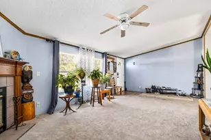 1609 Anthalie St, Pueblo, CO 81006 - Photo 6