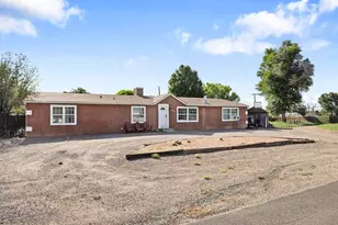 1609 Anthalie St, Pueblo, CO 81006 - Photo 2