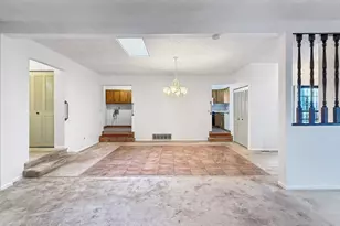 52 Villa Dr, Pueblo, CO 81001 - Photo 8