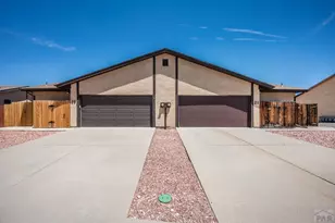 19 Pineridge Ct, Pueblo, CO 81001 - Photo 2