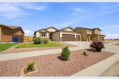 3530 Ptarmigan Ln, Pueblo, CO 81005 - Photo 2