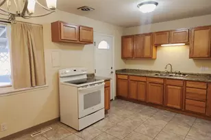 2950 Lancaster Dr, Pueblo, CO 81005 - Photo 8