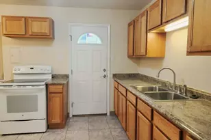 2950 Lancaster Dr, Pueblo, CO 81005 - Photo 6
