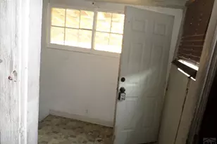 807 E 12th St, Pueblo, CO 81001 - Photo 6