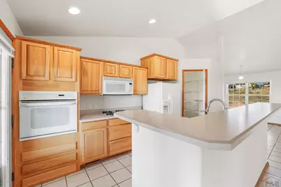 574 S Chimazo Dr, Pueblo West, CO 81007 - Photo 8