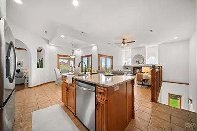 995 S Linden Pl, Pueblo West, CO 81007 - Photo 14