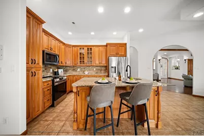 995 S Linden Pl, Pueblo West, CO 81007 - Photo 12
