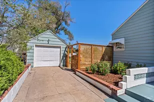427 Lincoln St, Pueblo, CO 81004 - Photo 36