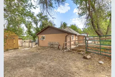 708 W 10th St, Walsenburg, CO 81089 - Photo 38
