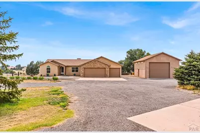 1165 S Oakleaf Dr, Pueblo West, CO 81007 - Photo 2